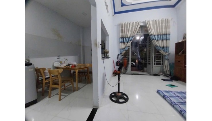 Bán nhà Tân Thới Nhất 2, Tân Thới Nhất, Quận 12, DT 77m2 (7.5 x 14) x 2 tầng, 
Chỉ 4.18 tỷ TL